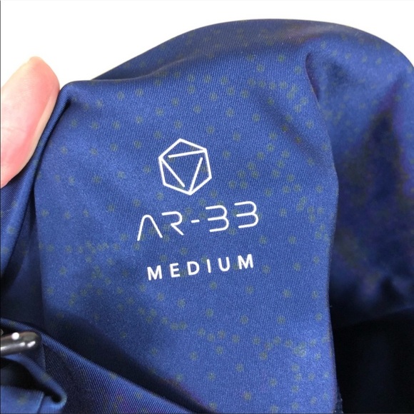 AR-33 Alpha 7/8 High Waist Ocean Fade Leggings - Picture 7 of 8